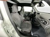 Thumbnail of 2022 Alpine White Clearcoat Jeep Renegade