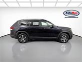 Thumbnail of 2022 Deep Black Volkswagen Atlas
