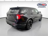 Thumbnail of 2022 Agate Black Metallic Ford Explorer