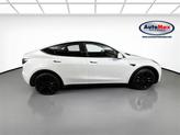 Photo of 2022 Pearl White Multi-Coat Tesla Model Y