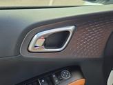 Thumbnail of 2025 Clear White / Black Roof Kia Soul