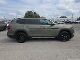 Thumbnail of 2025 Avocado Green Pearl Volkswagen Atlas