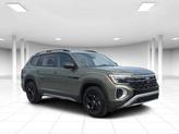 Photo of 2025 Avocado Green Pearl Volkswagen Atlas