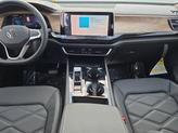 Thumbnail of 2025 Silver Mist Metallic Volkswagen Atlas