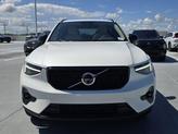 Thumbnail of 2026 Crystal White Volvo XC40