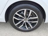 Thumbnail of 2025 Opal White Pearl Effect Volkswagen Jetta