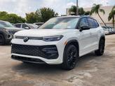 Photo of 2025 Opal White Pearl Effect Volkswagen Tiguan