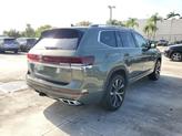Thumbnail of 2026 Avocado Green Pearl Volkswagen Atlas