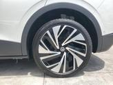 Thumbnail of 2025 Opal White Pearl W / Black Roof Volkswagen ID.4