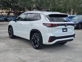 Thumbnail of 2025 Opal White Pearl Effect Volkswagen Tiguan