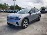 Photo of 2025 Silver Mist Metallic Volkswagen ID.4