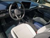 Thumbnail of 2025 Deep Black Pearl Effect Volkswagen ID.4