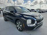 Thumbnail of 2025 Labrador Black Pearl Mitsubishi Outlander
