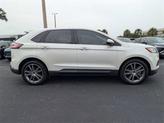 Thumbnail of 2020 White Ford Edge