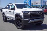 Photo of 2025 Summit White Chevrolet Colorado