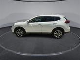 Thumbnail of 2019 White Nissan Rogue