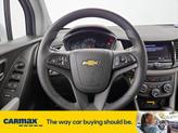 Thumbnail of 2022 White Chevrolet Trax