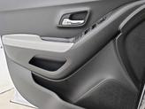 Thumbnail of 2022 White Chevrolet Trax