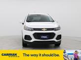 Thumbnail of 2022 White Chevrolet Trax