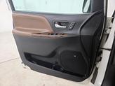Thumbnail of 2015 White Toyota Sienna