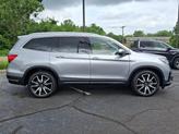 Thumbnail of 2022 Lunar Silver Metallic Honda Pilot