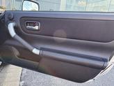 Thumbnail of 2000 Liquid Silver Metallic Toyota MR2