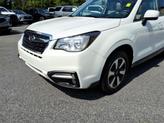Thumbnail of 2017 Crystal White Pearl Subaru Forester