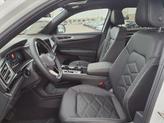 Thumbnail of 2025 Pure White 0q0q Volkswagen Atlas Cross Sport
