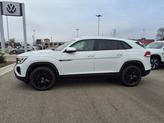 Thumbnail of 2025 Pure White 0q0q Volkswagen Atlas Cross Sport