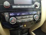 Thumbnail of 2016 White Nissan Rogue