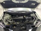 Thumbnail of 2016 White Nissan Rogue