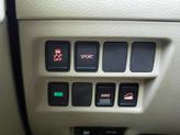 Thumbnail of 2016 White Nissan Rogue