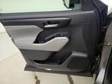 Thumbnail of 2022 Gray Toyota Highlander Hybrid