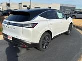 Thumbnail of 2025 White / Black Nissan Murano