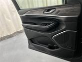 Thumbnail of 2023 Baltic Gray Metallic Clearcoat Jeep Grand Cherokee