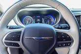 Thumbnail of 2017 Bright White Clearcoat Chrysler Pacifica