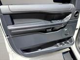 Thumbnail of 2022 White Ford Expedition