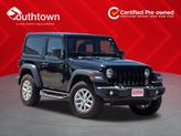 Photo of 2023 Black Clearcoat Jeep Wrangler