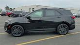 Thumbnail of 2022 Mosaic Black Metallic Chevrolet Equinox