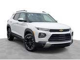 Photo of 2022 Summit White Chevrolet Trailblazer