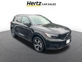 Photo of 2024 Onyx Black Metallic Volvo XC40