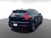 Thumbnail of 2024 Onyx Black Metallic Volvo XC40