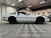 Thumbnail of 1989 White Chevrolet Corvette