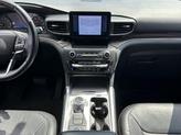 Thumbnail of 2020 Oxford White Ford Explorer
