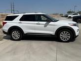 Thumbnail of 2020 Oxford White Ford Explorer