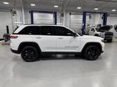 Thumbnail of 2023 Bright White Clearcoat Jeep Grand Cherokee