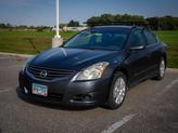 Photo of 2012 Dark Slate Metallic Nissan Altima