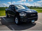 Thumbnail of 2022 Diamond Black Crystal Pearlcoat RAM 1500