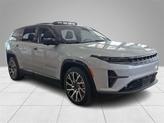 Thumbnail of 2025 Silver Zynith Clearcoat Jeep Wagoneer S