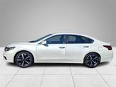 Thumbnail of 2018 White Nissan Altima
